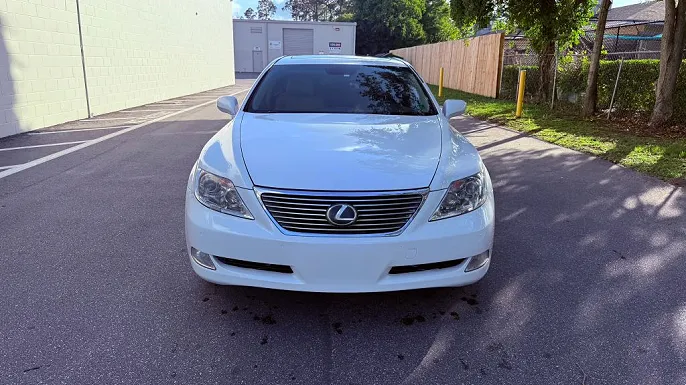 2009 Lexus LS