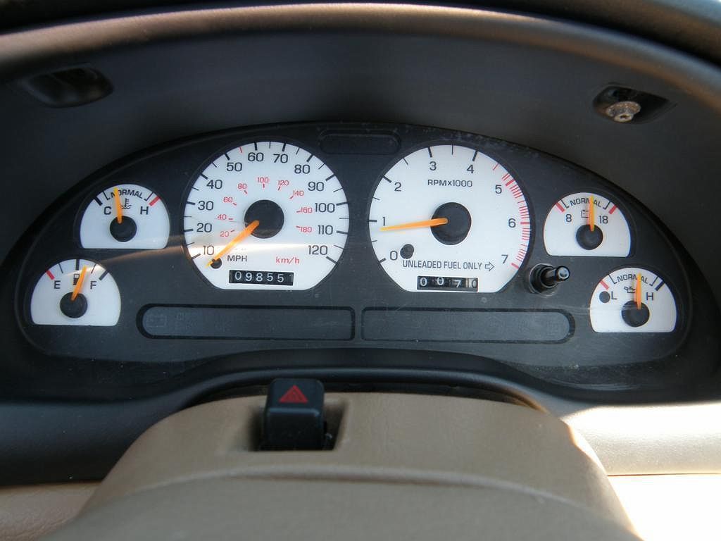 1996 Ford Mustang null image 10