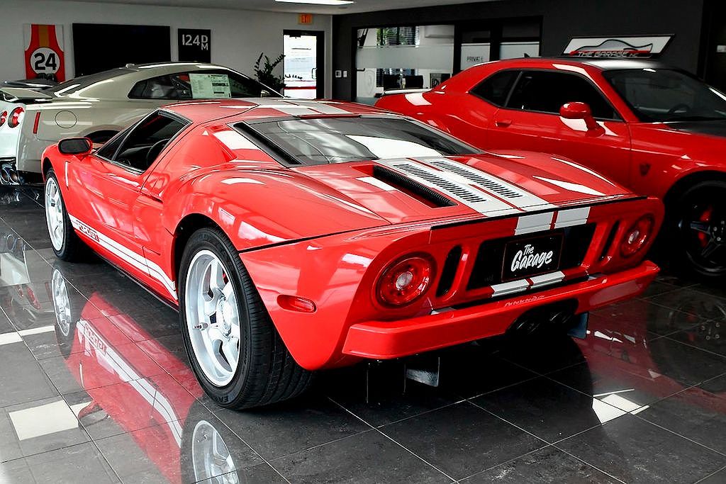 2005 Ford GT null image 8