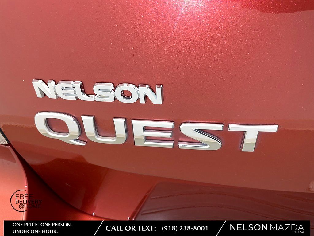 2004 Nissan Quest SL image 16