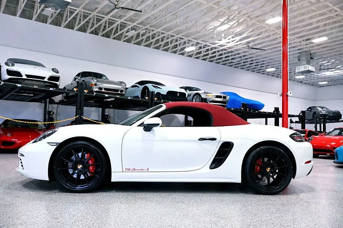 2024 Porsche 718 Boxster