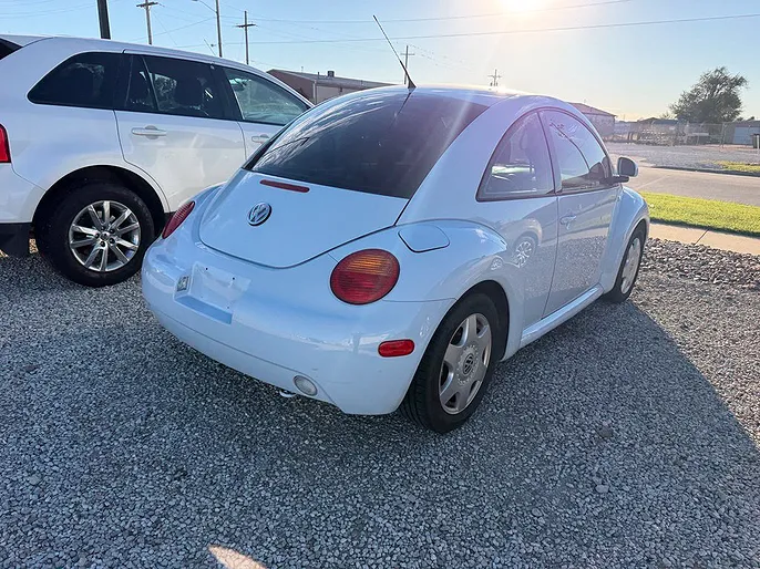 2000 Volkswagen New Beetle