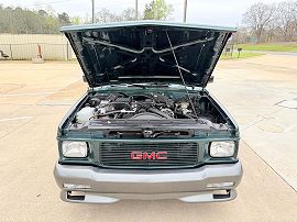1993 GMC Typhoon