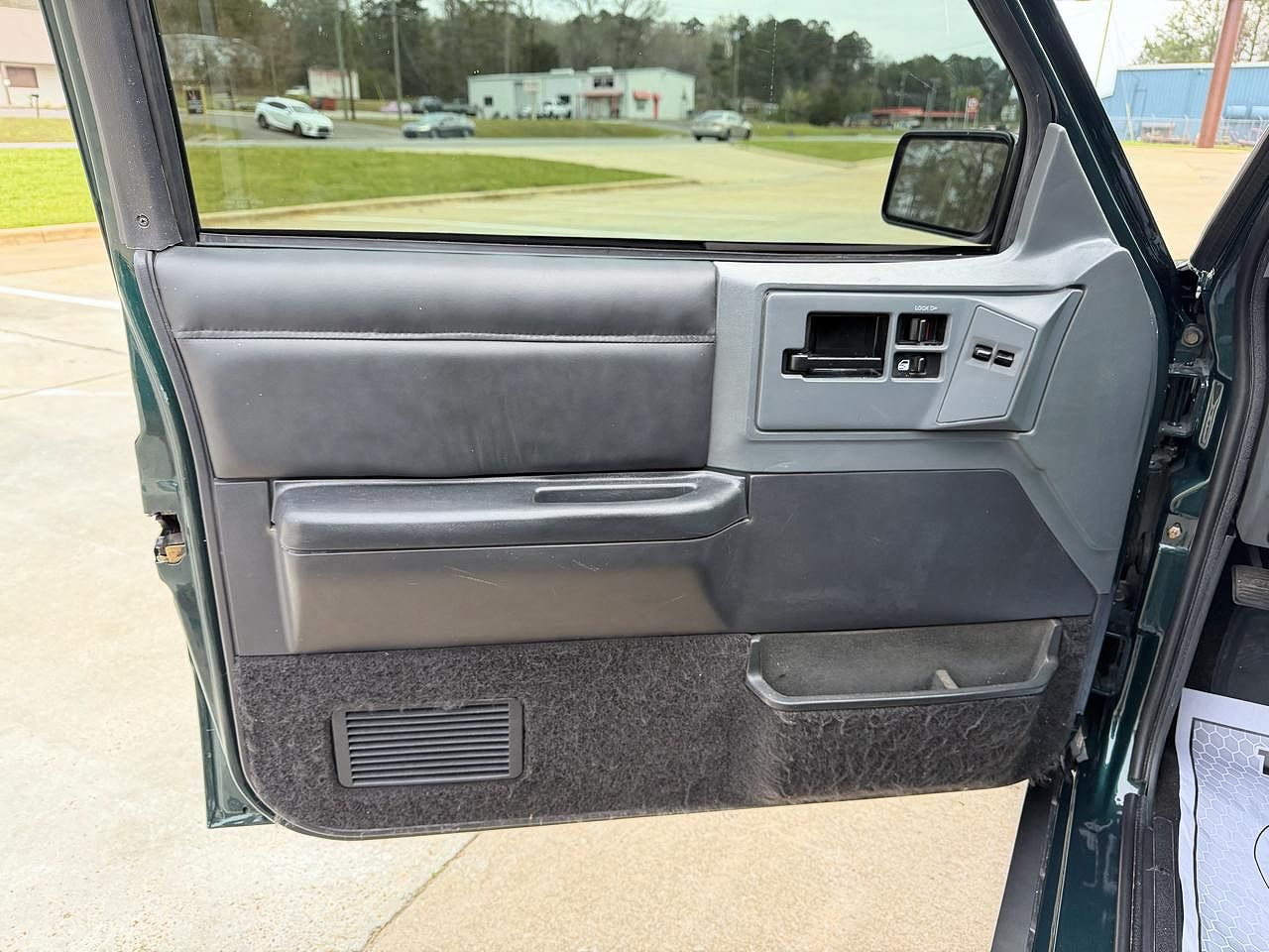 1993 GMC Typhoon