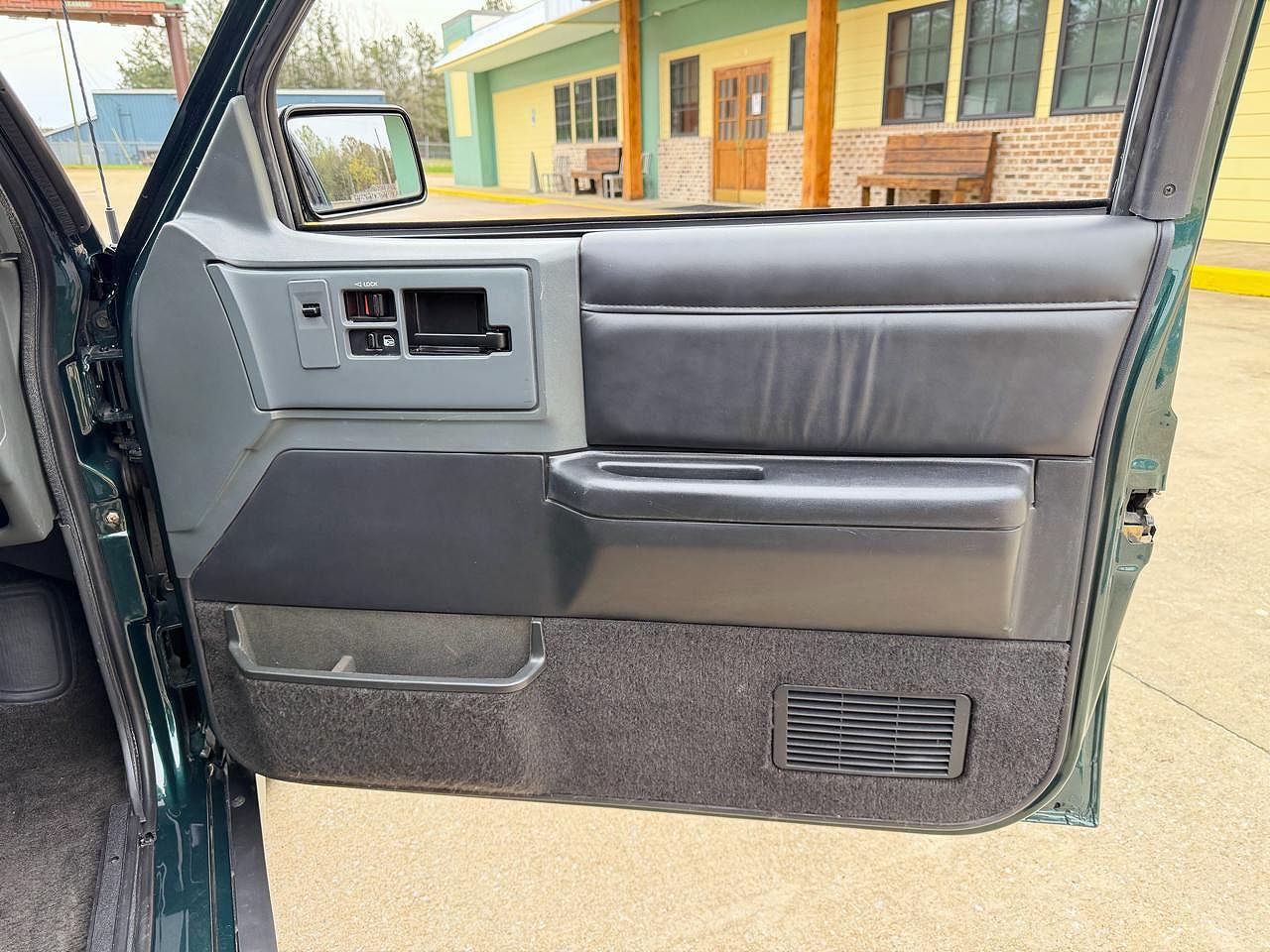 1993 GMC Typhoon