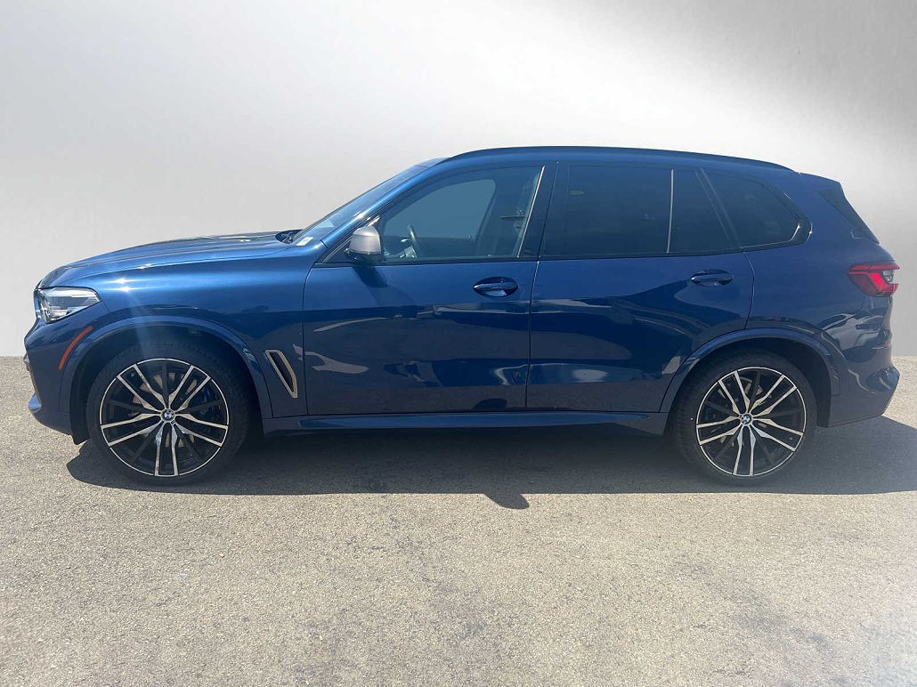2020 BMW X5 M50i image 1