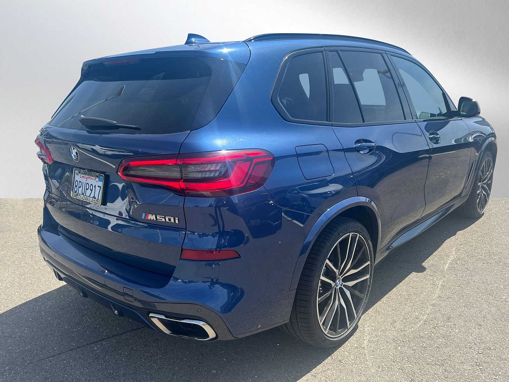 2020 BMW X5 M50i image 4