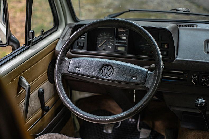 1986 Volkswagen Vanagon null image 8