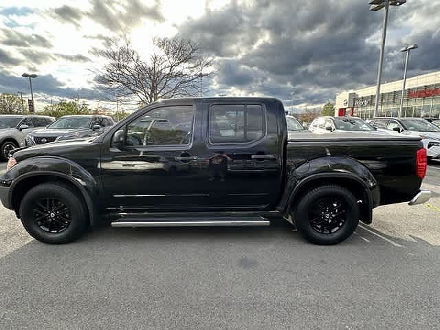 2016 Nissan Frontier SV image 1