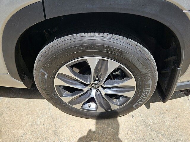2024 Toyota Highlander