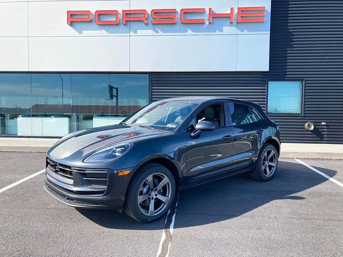 2025 Porsche Macan