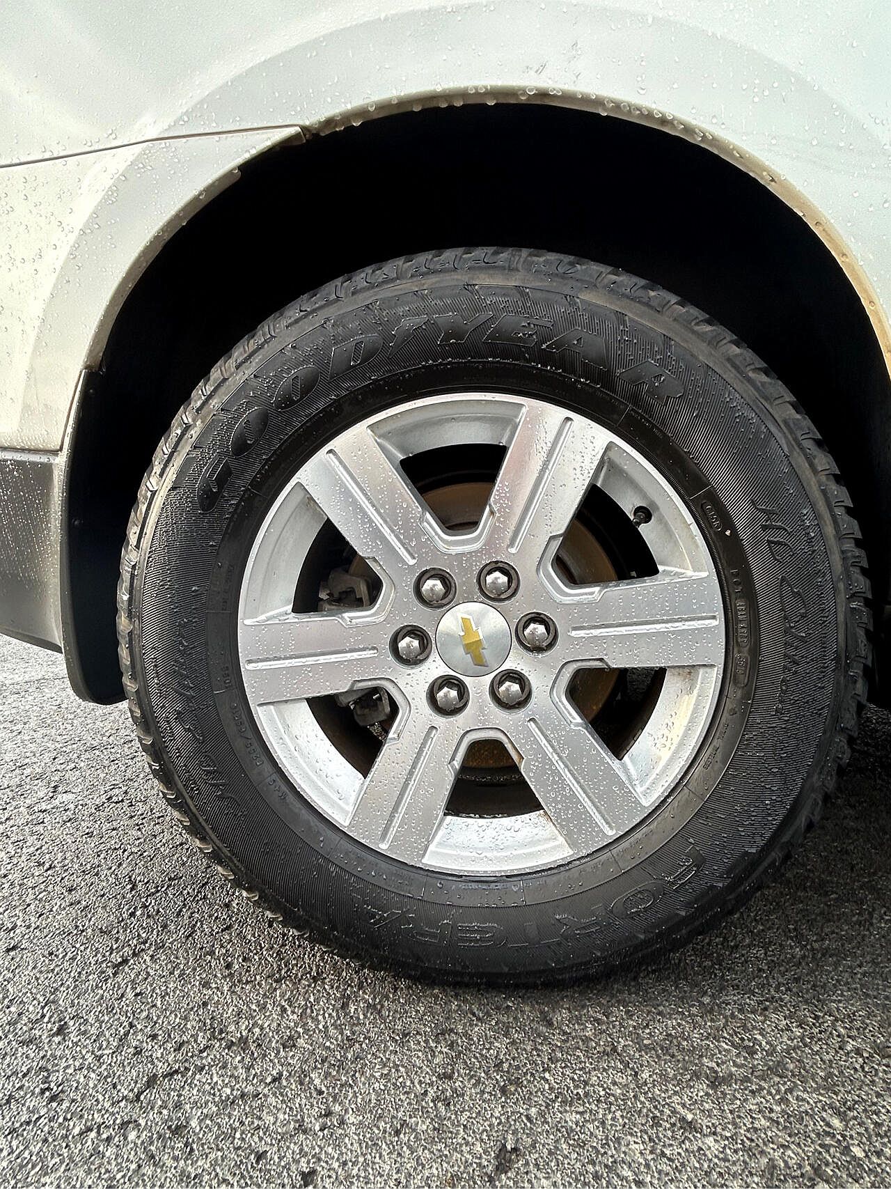 2012 Chevrolet Traverse LT image 5