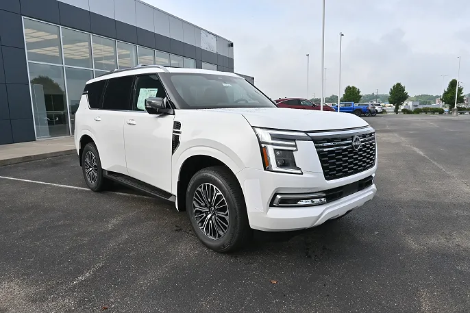 2025 Nissan Armada