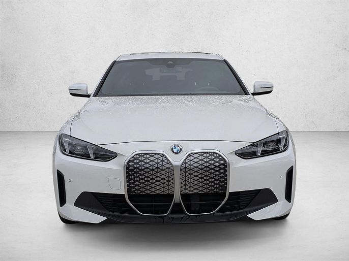 2025 BMW i4
