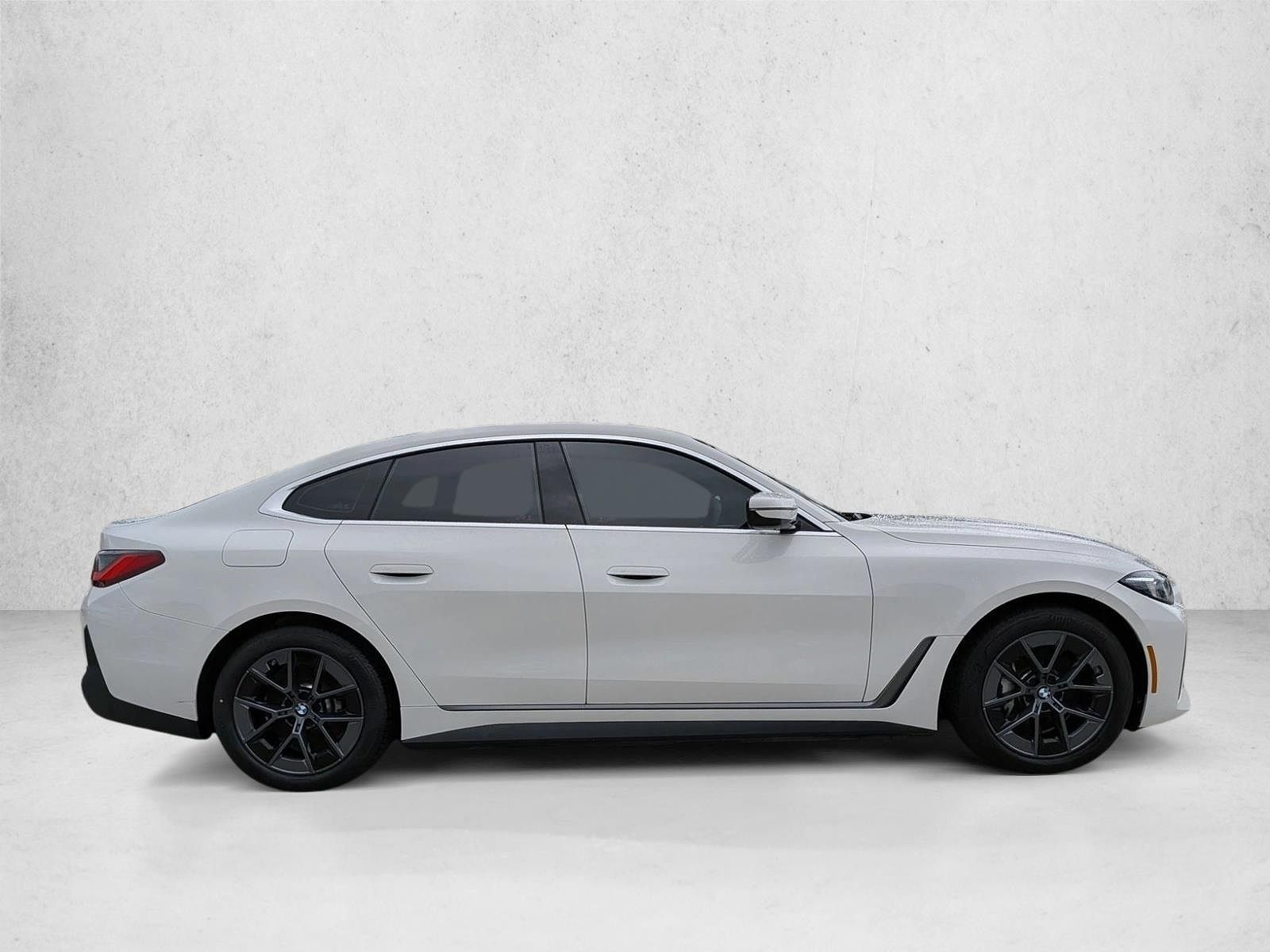 2025 BMW i4