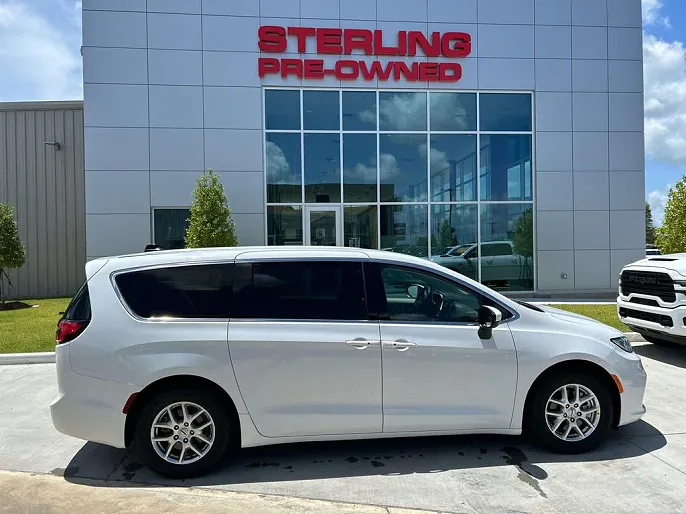 2023 Chrysler Pacifica