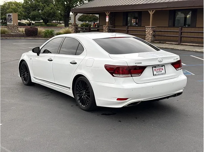 2015 Lexus LS