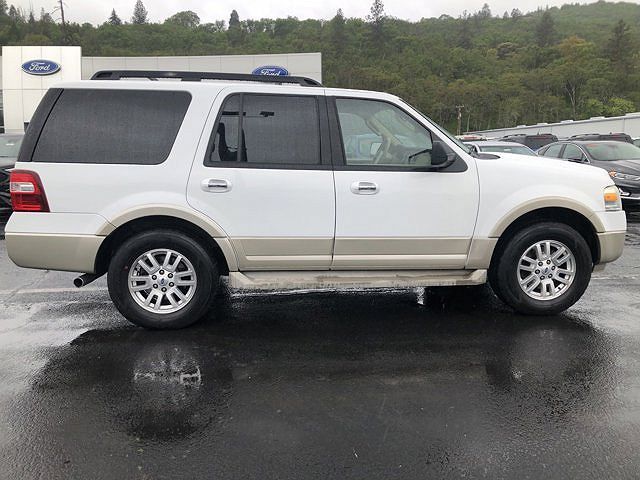 2010 Ford Expedition null image 4