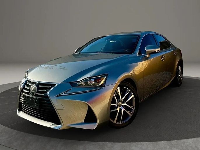 2018 Lexus IS