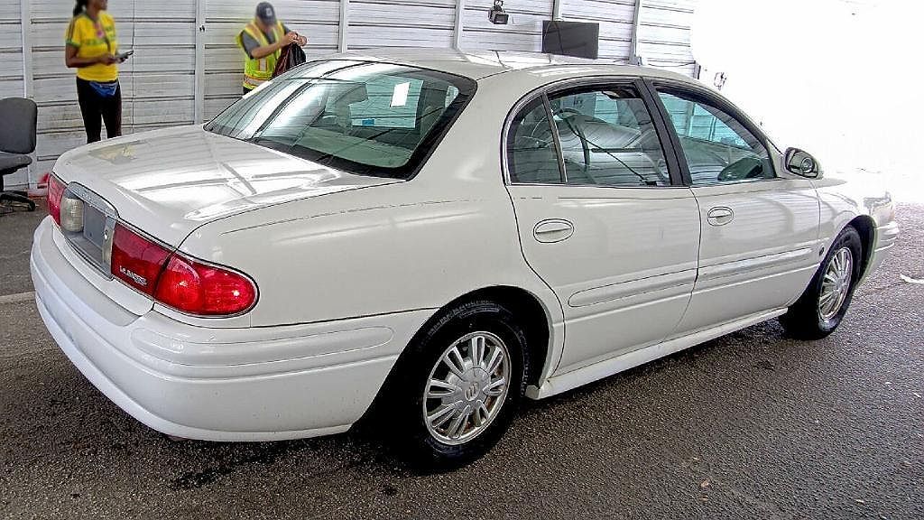 2003 Buick LeSabre Custom image 3