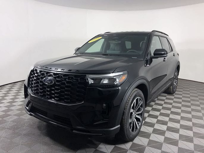 2025 Ford Explorer