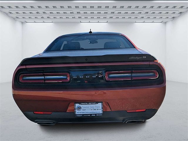 2023 Dodge Challenger R/T image 3