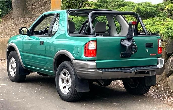 2000 Isuzu Amigo