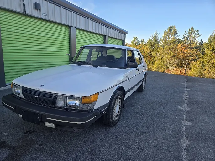 1985 Saab 900