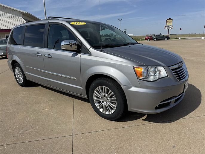 2015 Chrysler Town & Country