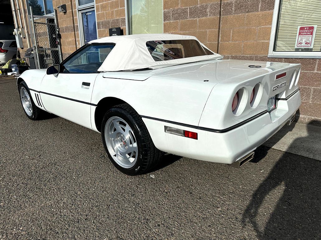 1990 Chevrolet Corvette null image 3