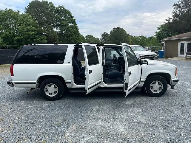 1999 GMC Suburban