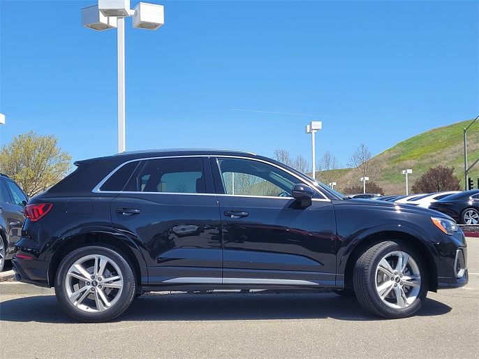 2022 Audi Q3