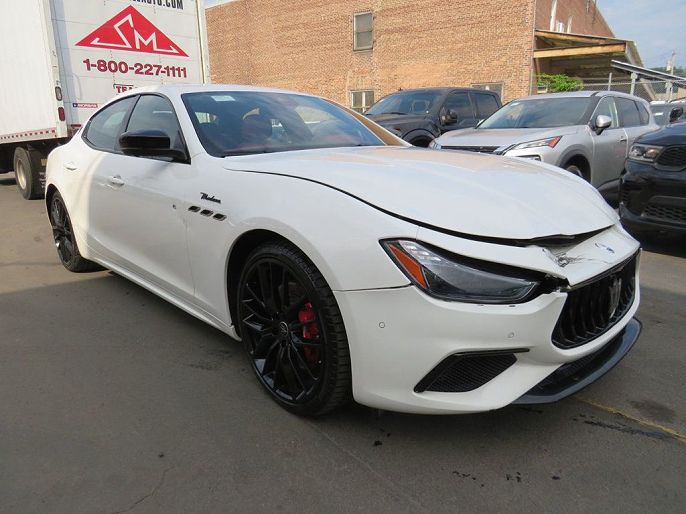 2022 Maserati Ghibli