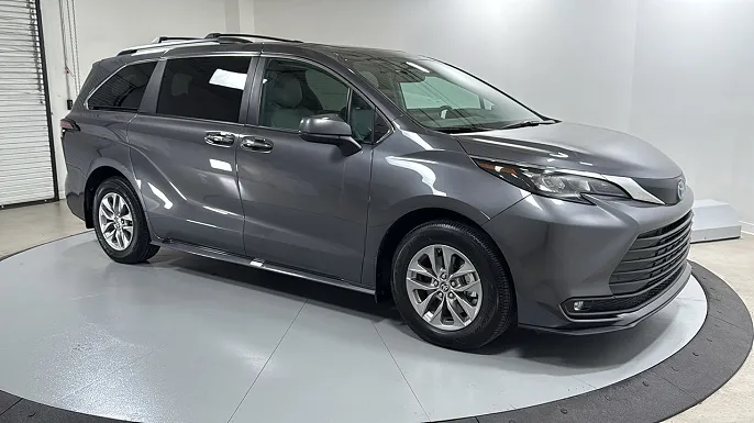 2025 Toyota Sienna