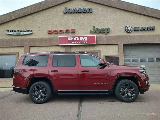2022 Jeep Wagoneer