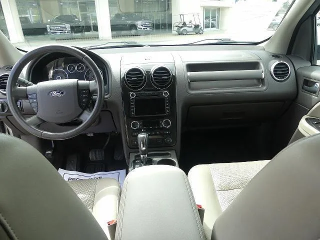 2008 Ford Taurus X SEL image 3
