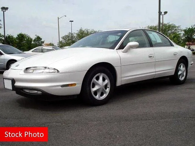 1999 Oldsmobile Aurora Base image 0