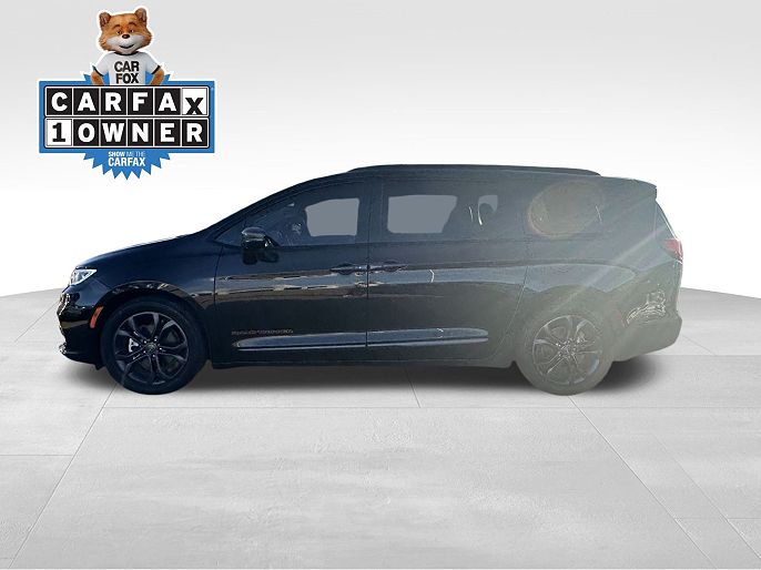 2024 Chrysler Pacifica