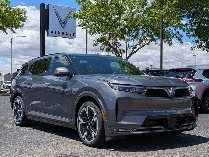 2024 VinFast VF9