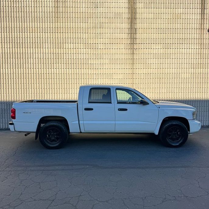 2011 Ram Dakota