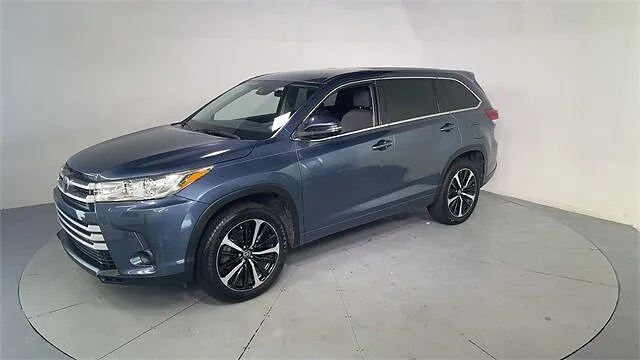 2017 Toyota Highlander