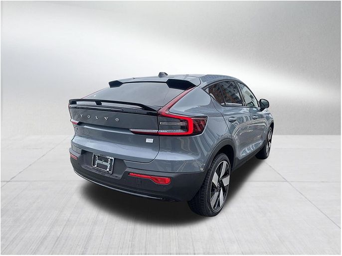 2023 Volvo C40
