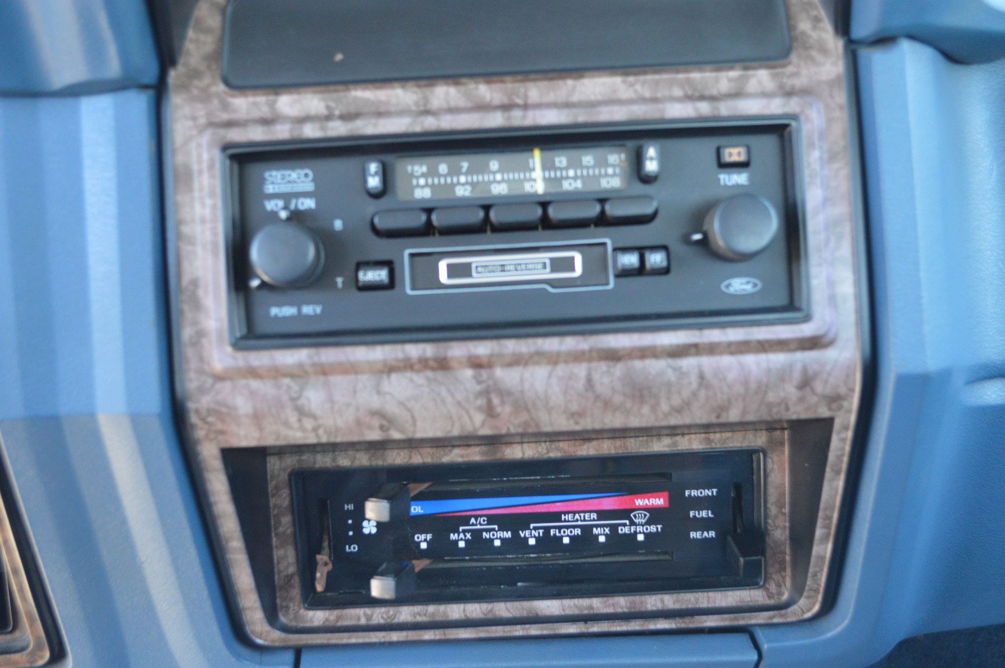 1986 Ford F-350 null image 18