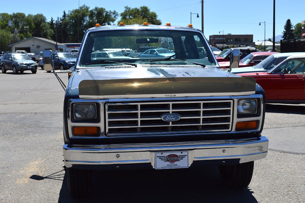 1986 Ford F-350 null image 4