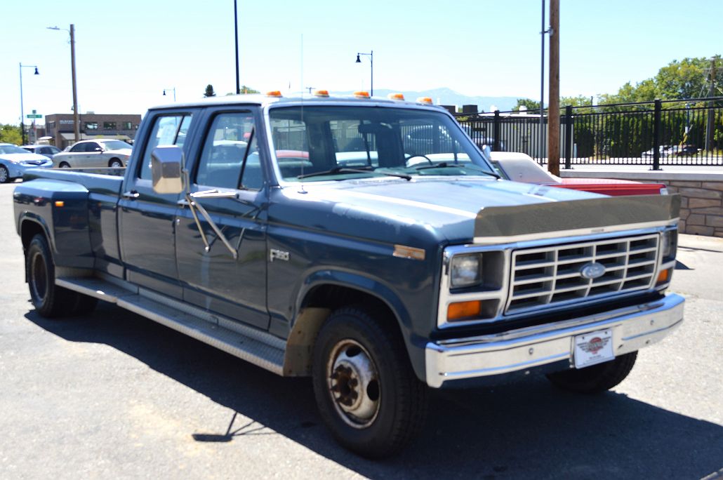 1986 Ford F-350 null image 5