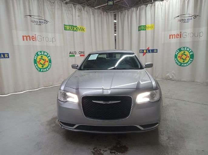 2016 Chrysler 300