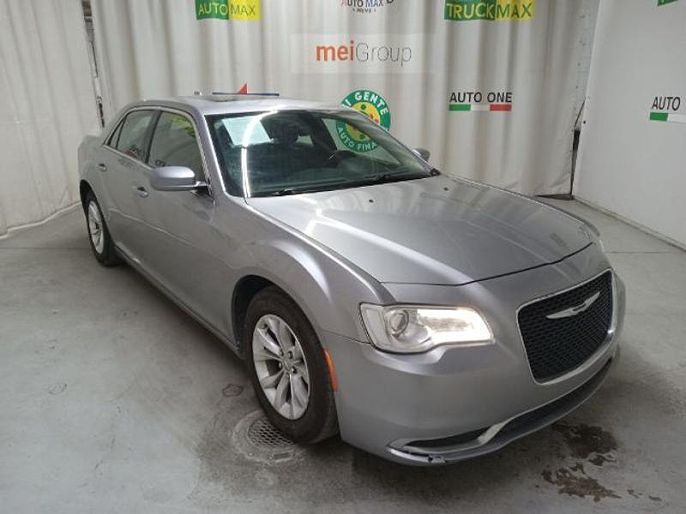2016 Chrysler 300