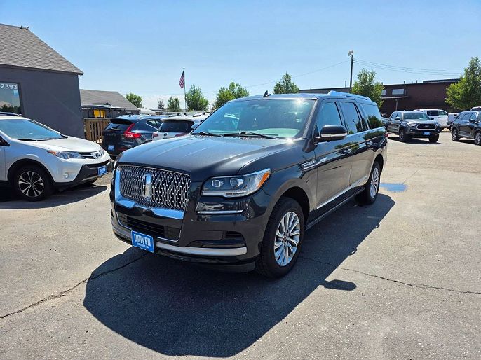 2022 Lincoln Navigator L