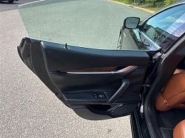 2016 Maserati Ghibli