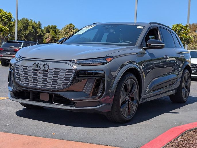 2025 Audi SQ6 e-tron